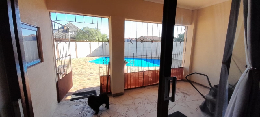 3 Bedroom Property for Sale in Dobson Western Cape